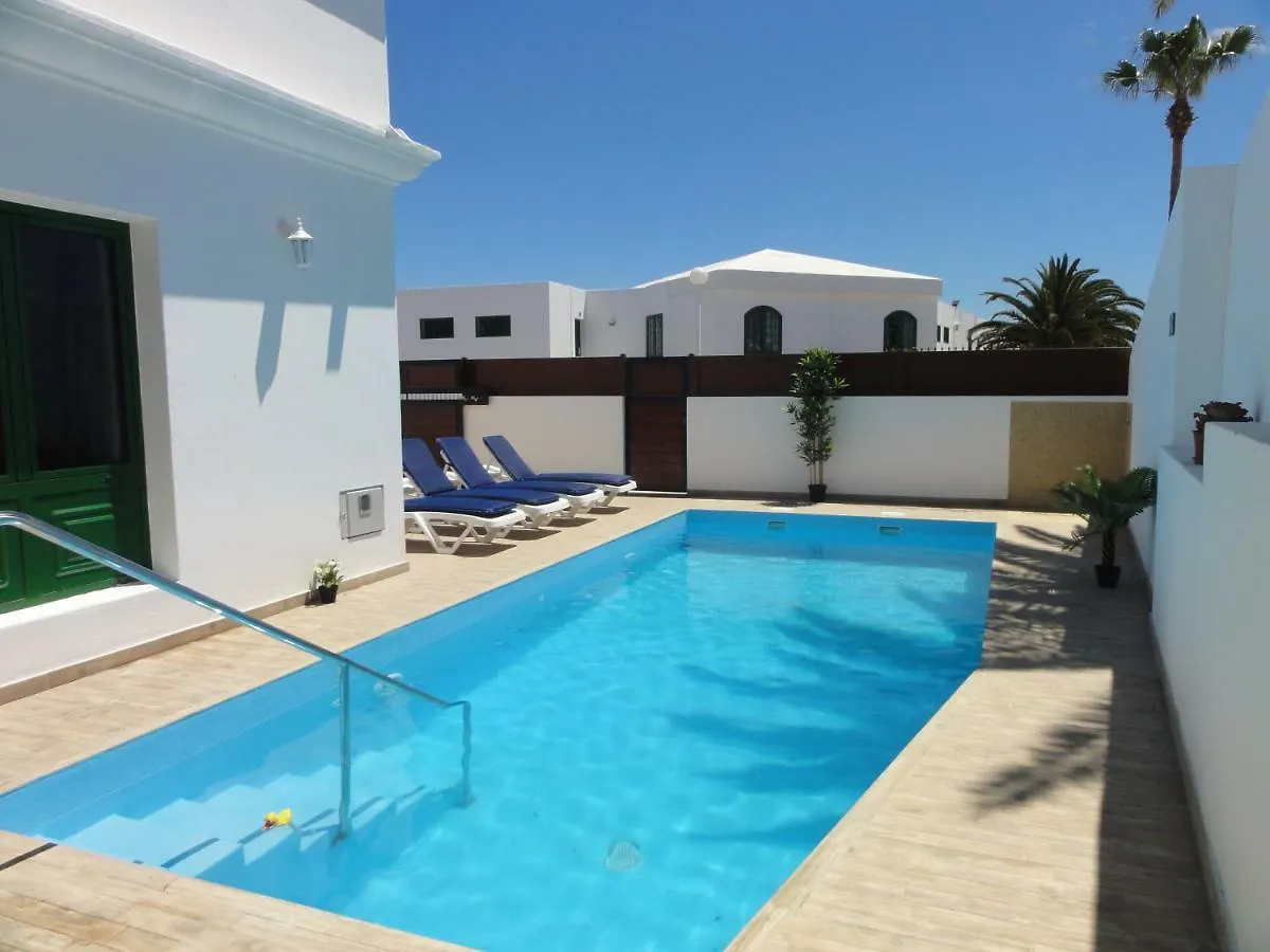 Villa Santa Fe Puerto del Carmen  0*, Puerto del Carmen (Lanzarote) Spain